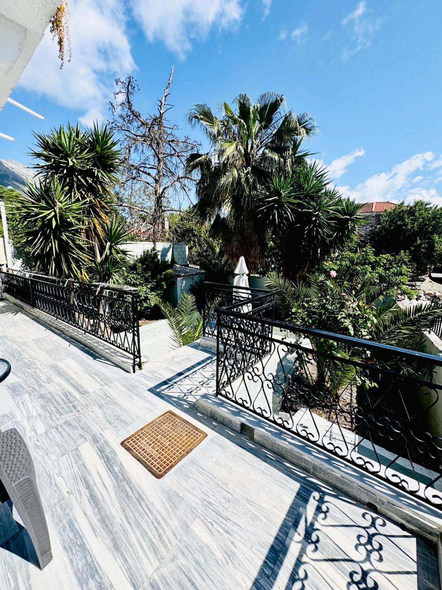 Hotel Mani Spot Areopoli Exterior foto