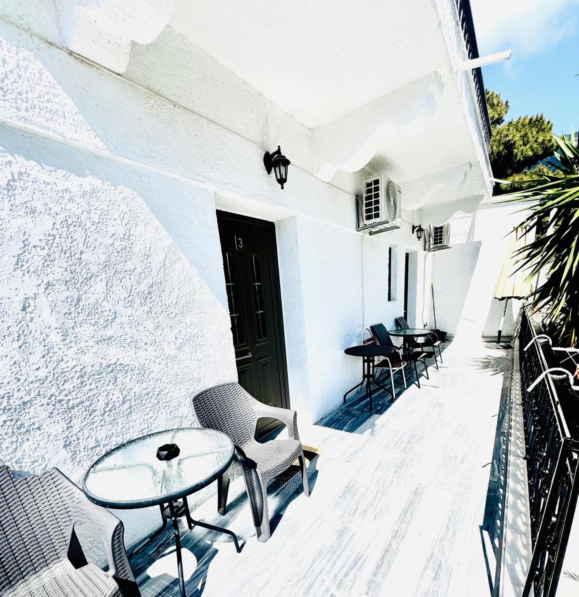 Hotel Mani Spot Areopoli Exterior foto